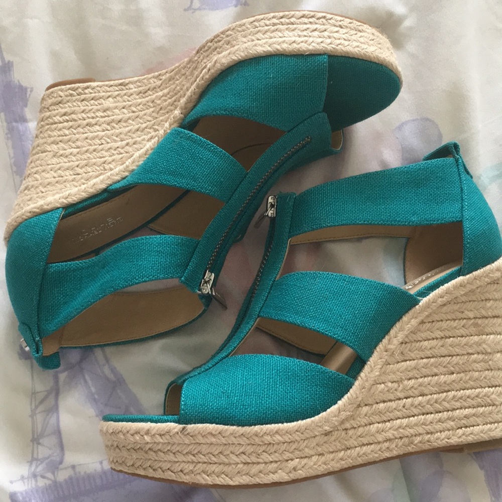 Teal MK Wedges